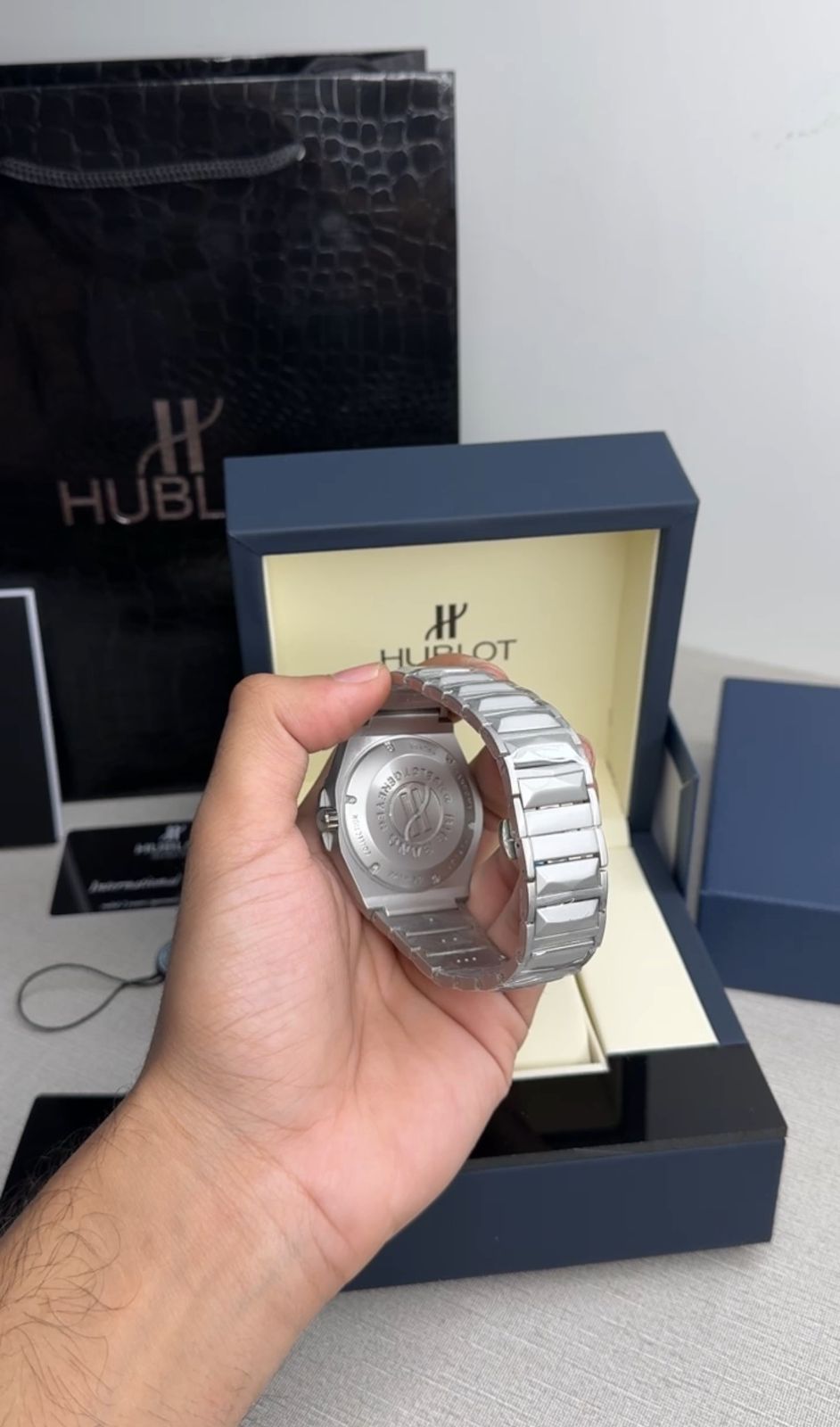 Hublot Cut