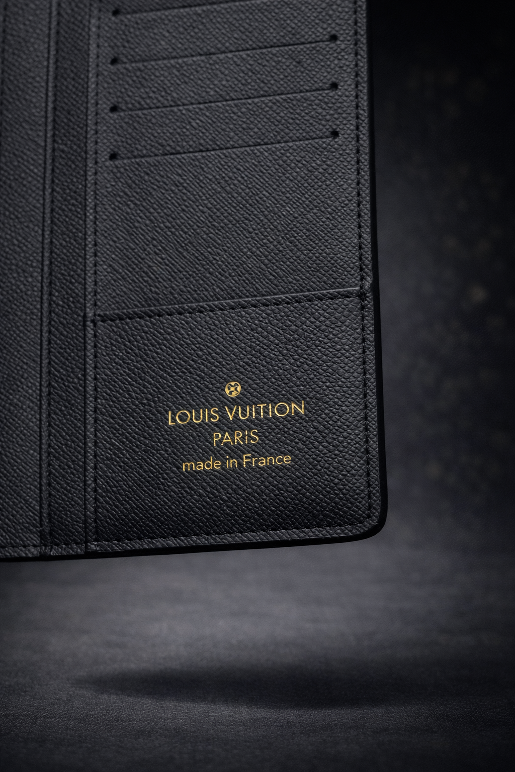 Louis Vuitton Long Wallet (leather)