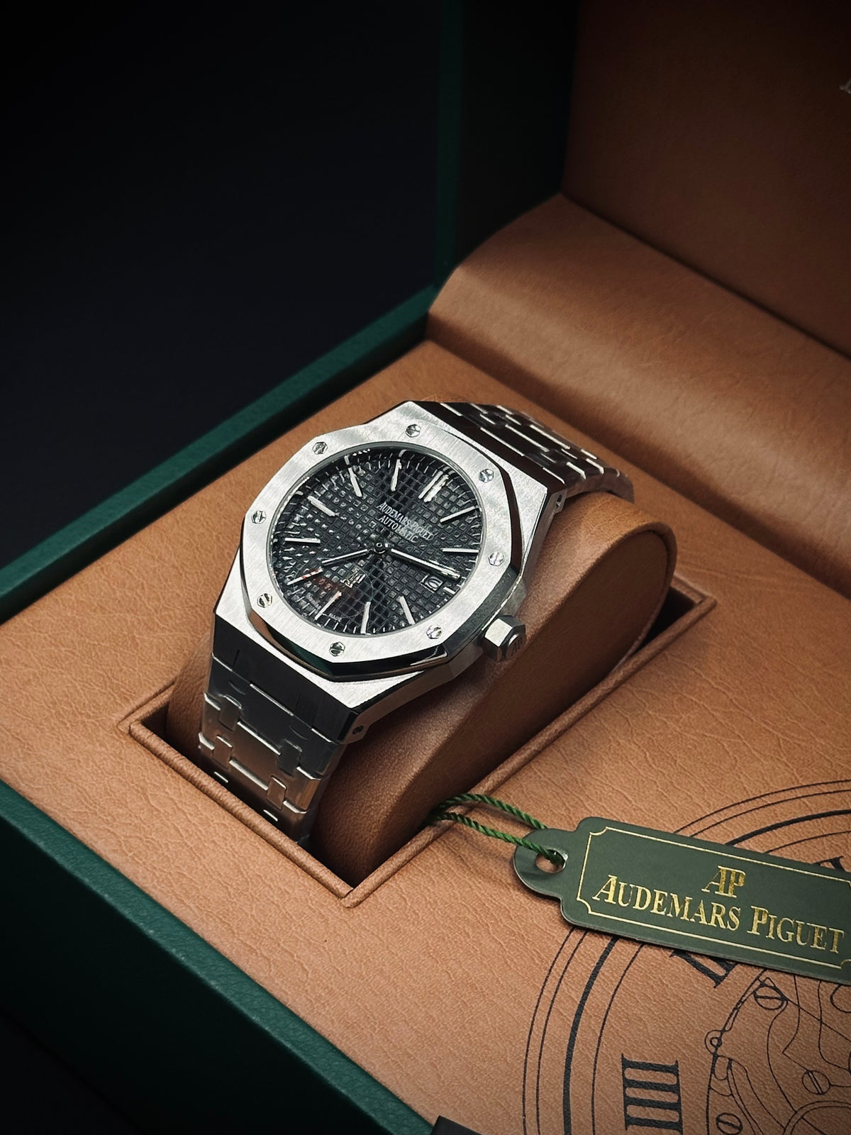 Audemars Piguet Royal-Oak Master AAA. Copy