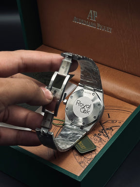 Audemars Piguet Royal-Oak Master AAA. Copy